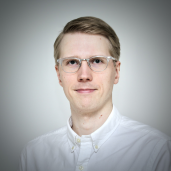 Profilbild. Expertens betyg 9,7